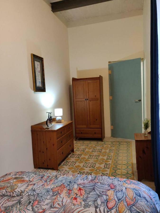 Rons Town House Apartment Tarxien Exterior foto